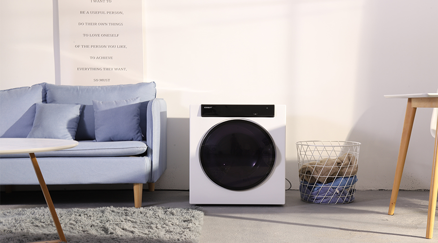 羽絨服，到底該不該用滾筒干衣機(jī)進(jìn)行烘干？